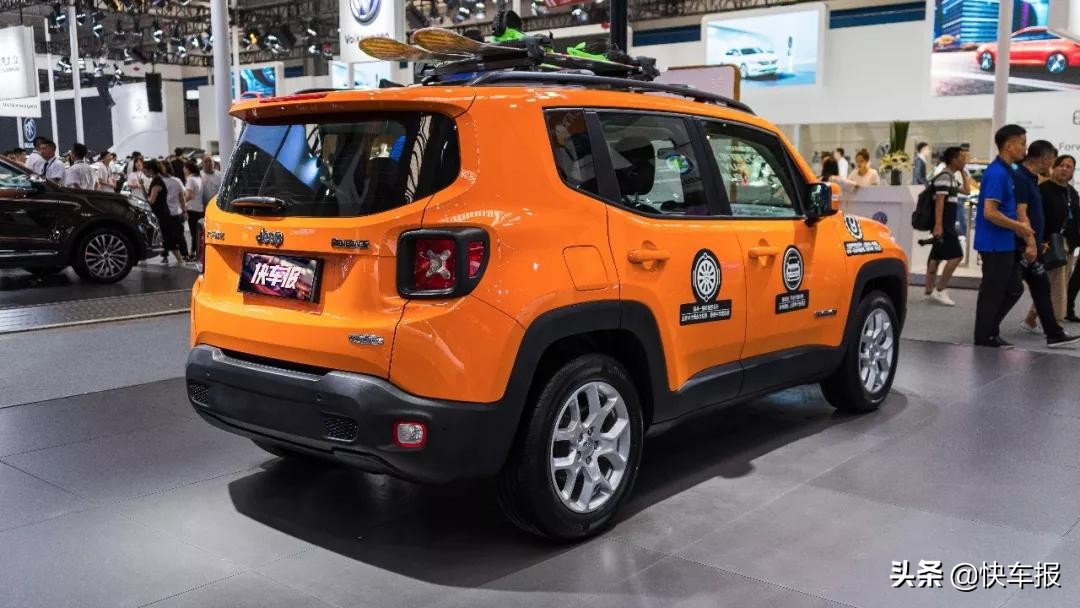 jeep自由侠野性十足,jeep自由侠是一款小尺寸的suv