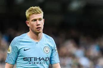 曼城德布劳内的替补是谁,曼城中场德布劳内退役了没有