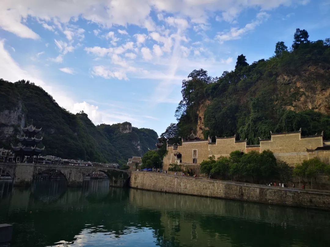 贵州中秋旅游最佳去处,贵州旅游十大景点排名中秋