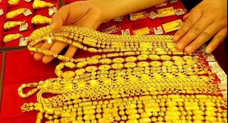 带十万元人民币出关被查罚多少,带大量现金过关罚多少