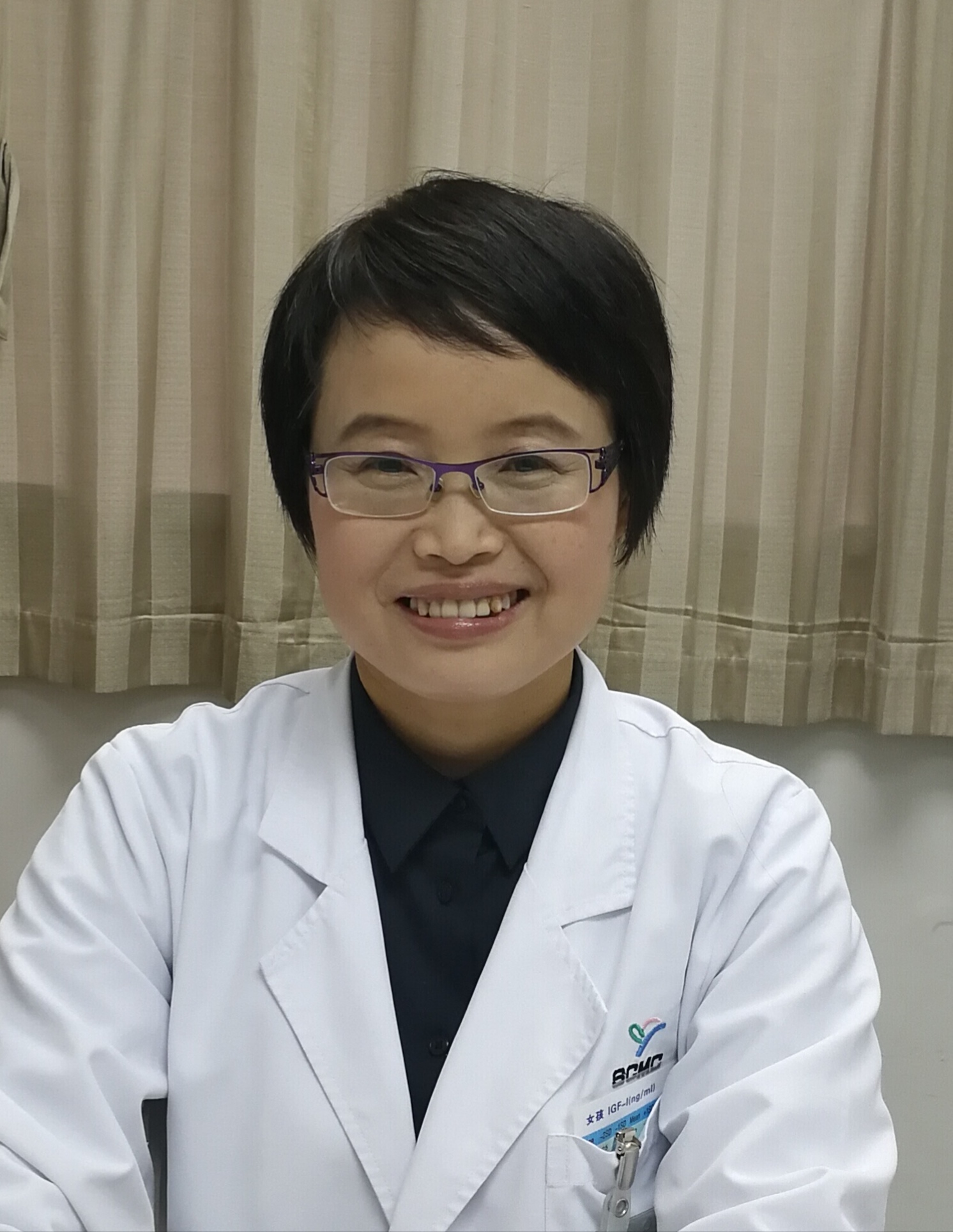 国际医学妇女儿童,呼吁大家关注国际女童日