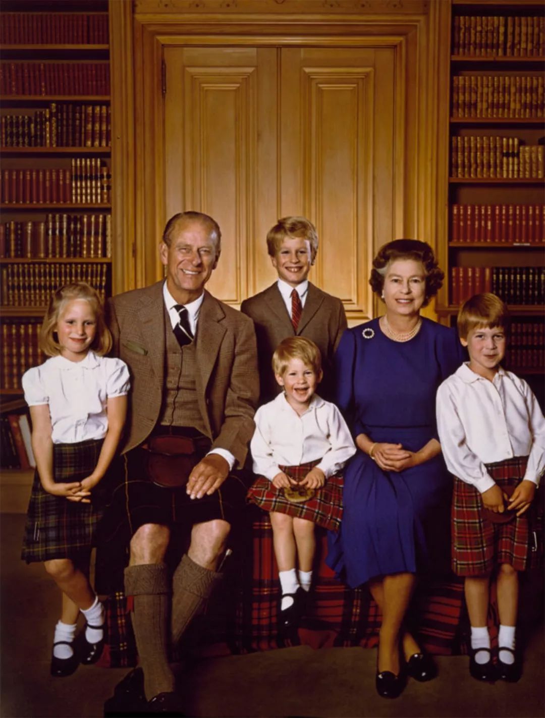 梅根跟哈里几岁结婚,梅根与哈里的婚礼