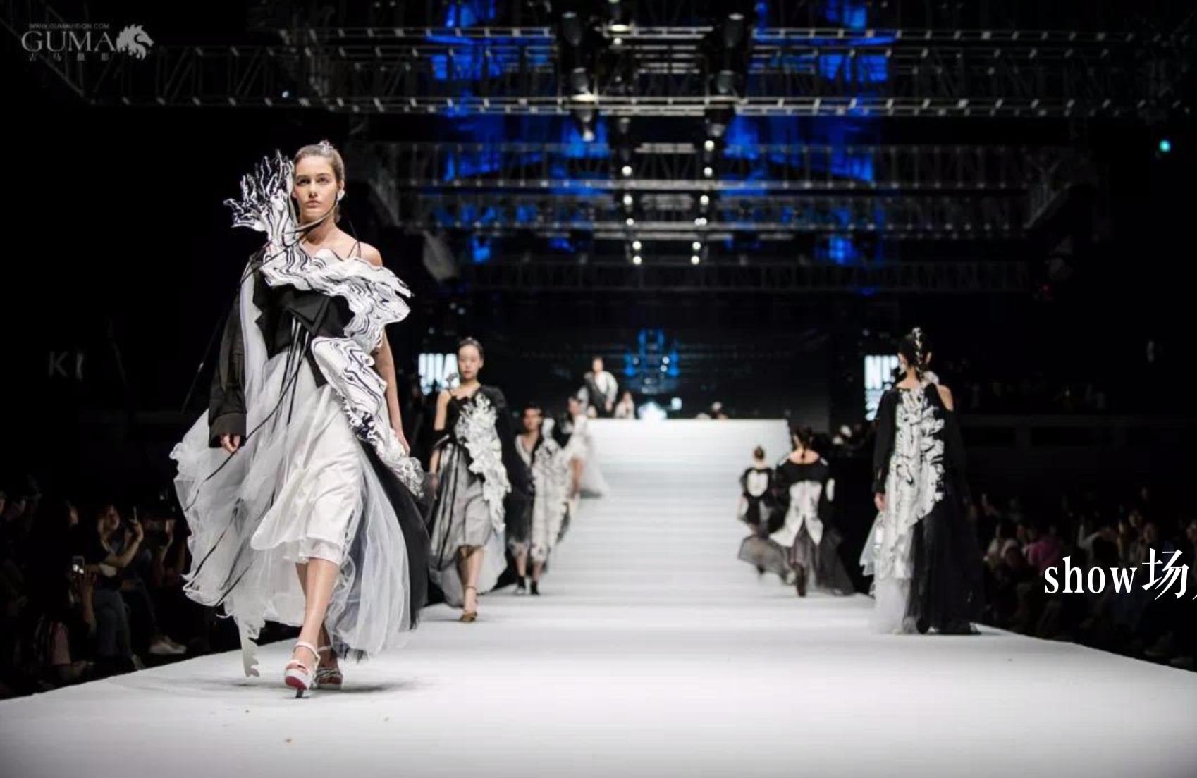 城*界无**，开眼界｜BeyondCity宝格丽，生而闪耀，璀璨上演