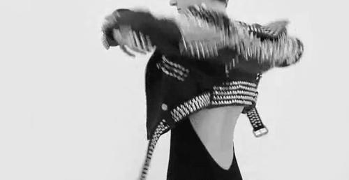 一千块可以买得到lv外套吗,一万一买的gucci包还能值多少钱