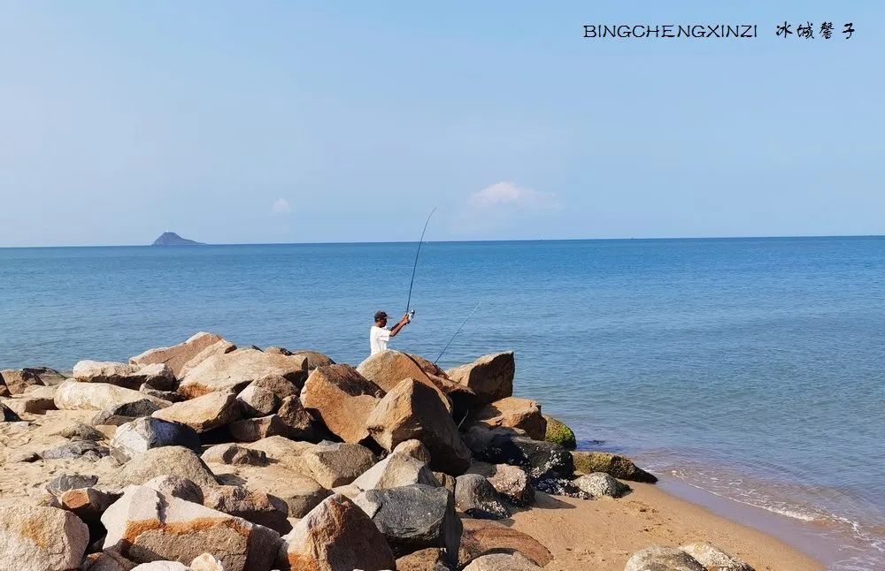 踏海听浪游泳的相关歌曲,听海的声音海浪拍打沙滩