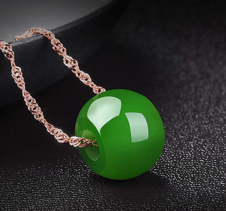 招财翡翠玉牌,招财翡翠福豆