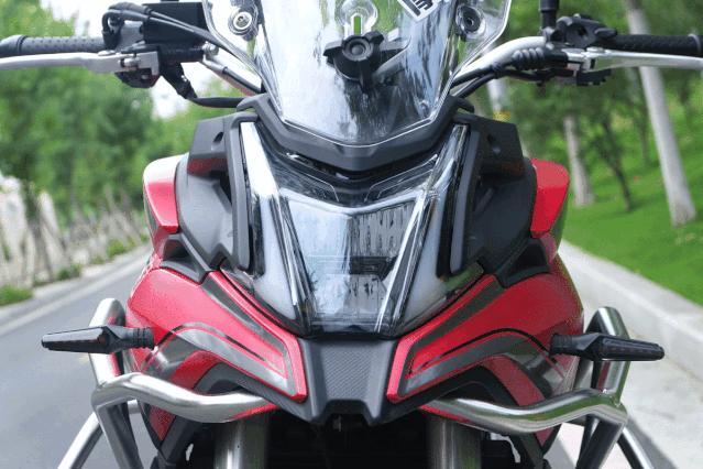 无极500ds和贝纳利502哪个好,无极500ds2019款与2021款区别