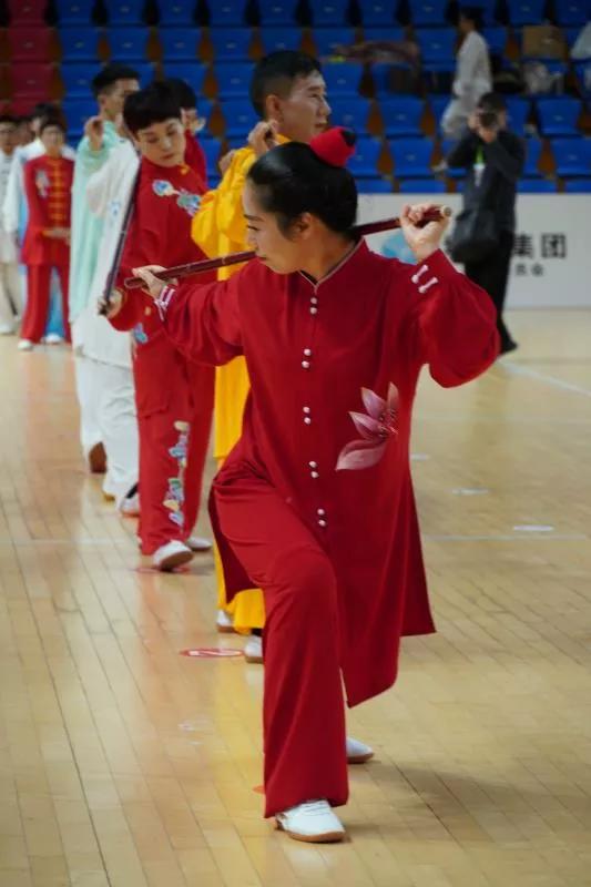 第十四届健身气功比赛视频,全民健身运动会健身气功比赛