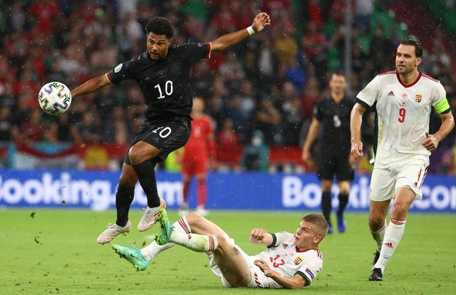 德国输给匈牙利,德国两度落后2-2平匈牙利惊险晋级