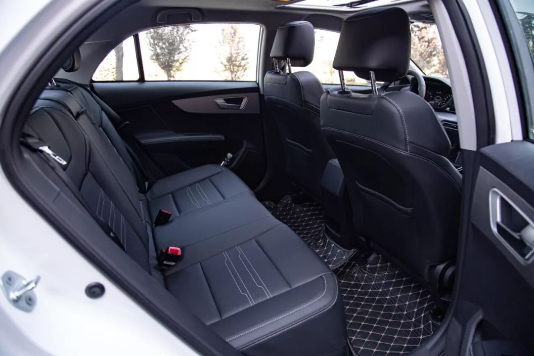 比亚迪秦pro燃油版这款车怎么样,比亚迪秦plus燃油版落地多少钱