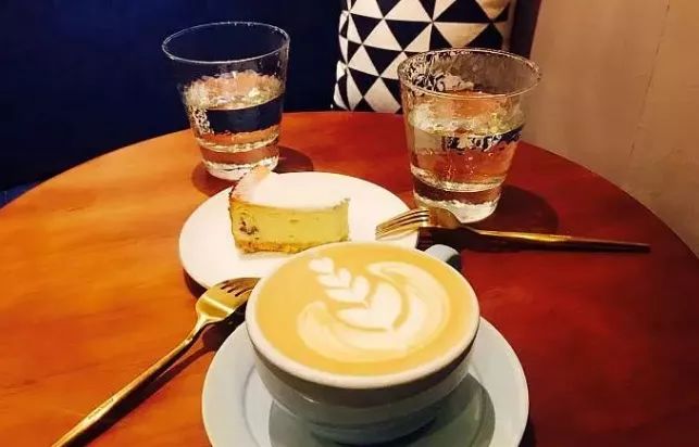 武汉江景咖啡馆排名前十名,探店武汉咖啡店