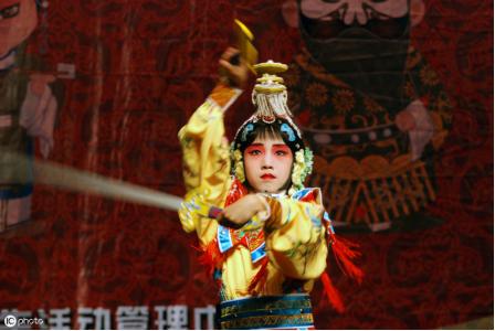 万琳闫文倩返场武家坡,万琳闫文倩打渔杀家