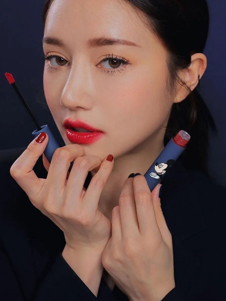 有哪些好看的联名款,好看又贵但没用的联名款