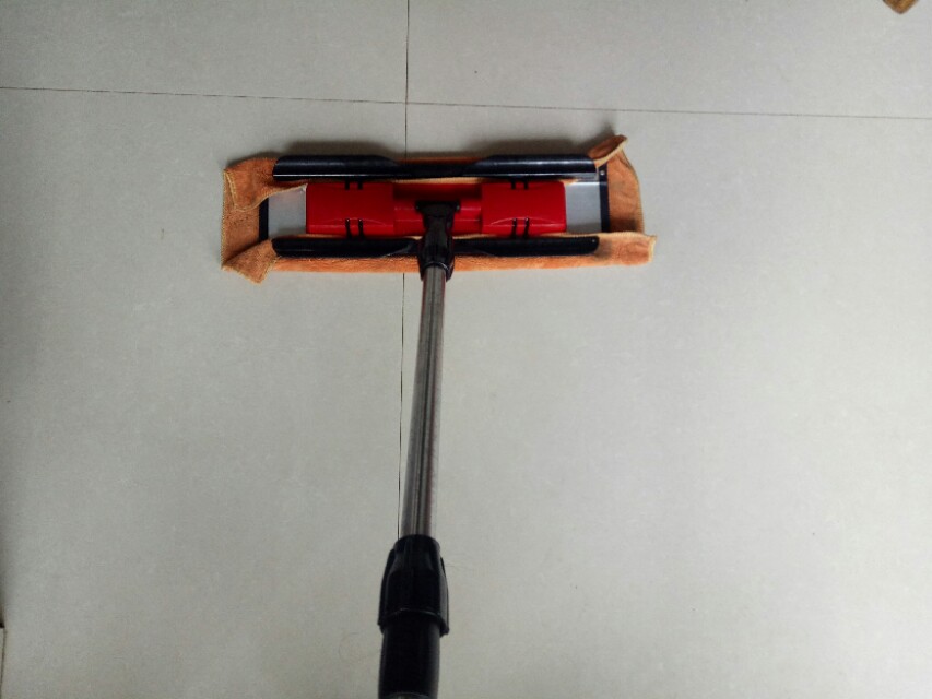 房子潮湿用热水拖地还是凉水拖地,复合地板拖地后地面潮湿怎么办