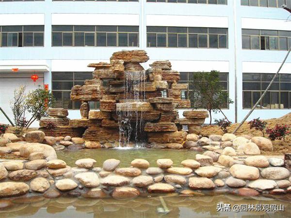 庭院假山鱼池施工步骤,简单的假山鱼池制作方法