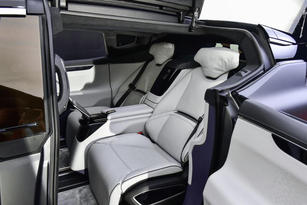 造车新势力的“异类”,华人运通的“副业”,高合什么来头?