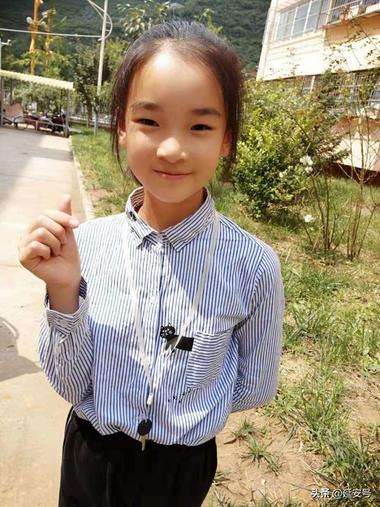 “好习惯成就一生”主题升旗仪式