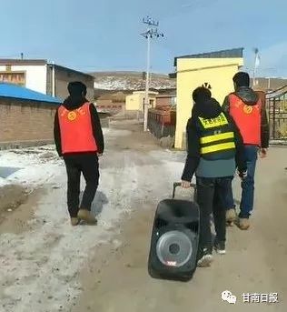 党员需要冲在最前面,党员越是艰险越向前