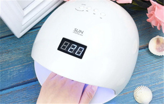 甲油胶太稀很难上色怎么办甲油胶卸不掉怎么办