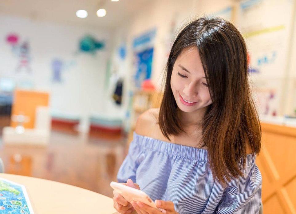 手机京东自营店和实体店哪个靠谱,京东购买手机和实体店有什么区别