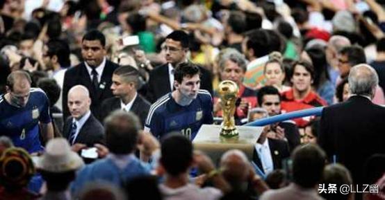 足坛十大感人催泪瞬间,足坛十大感动催泪视频