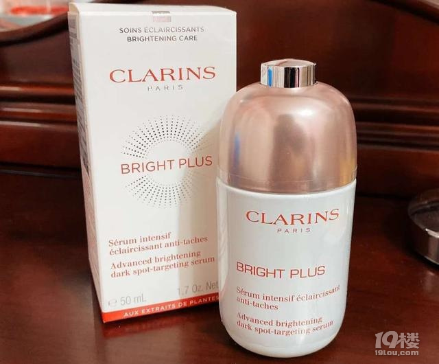 修复皮肤护肤精华推荐,精华有哪一款可以抗老美白的效果