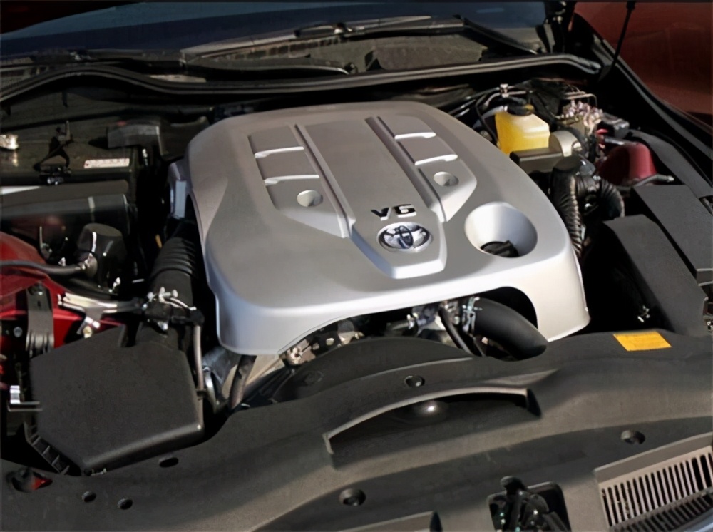 情怀皇冠12代,2005年丰田12代皇冠3.0