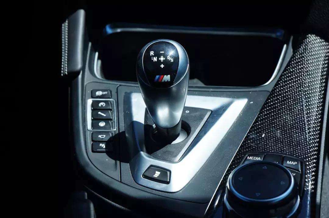 宝马m4体验赛车,体验宝马m5