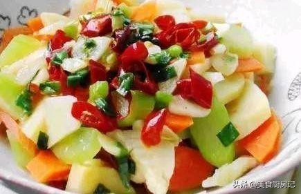 虾仁木耳莴笋的家常做法孩子吃,萝卜排骨番茄大虾家常做法