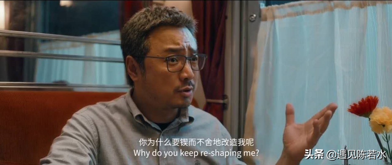 看完了《囧妈》发现，囧妈家的孩子们最后都变成了他们的妈妈