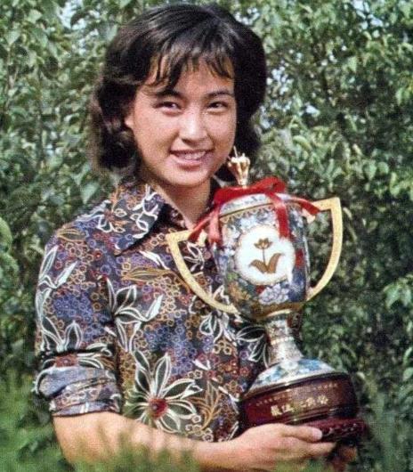 63岁刘晓庆怀孕了是真的吗,刘晓庆现在怀孕了是真的吗