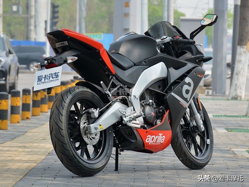 横扫赛道碎石路最值得购买的摩托之娱乐利器篇