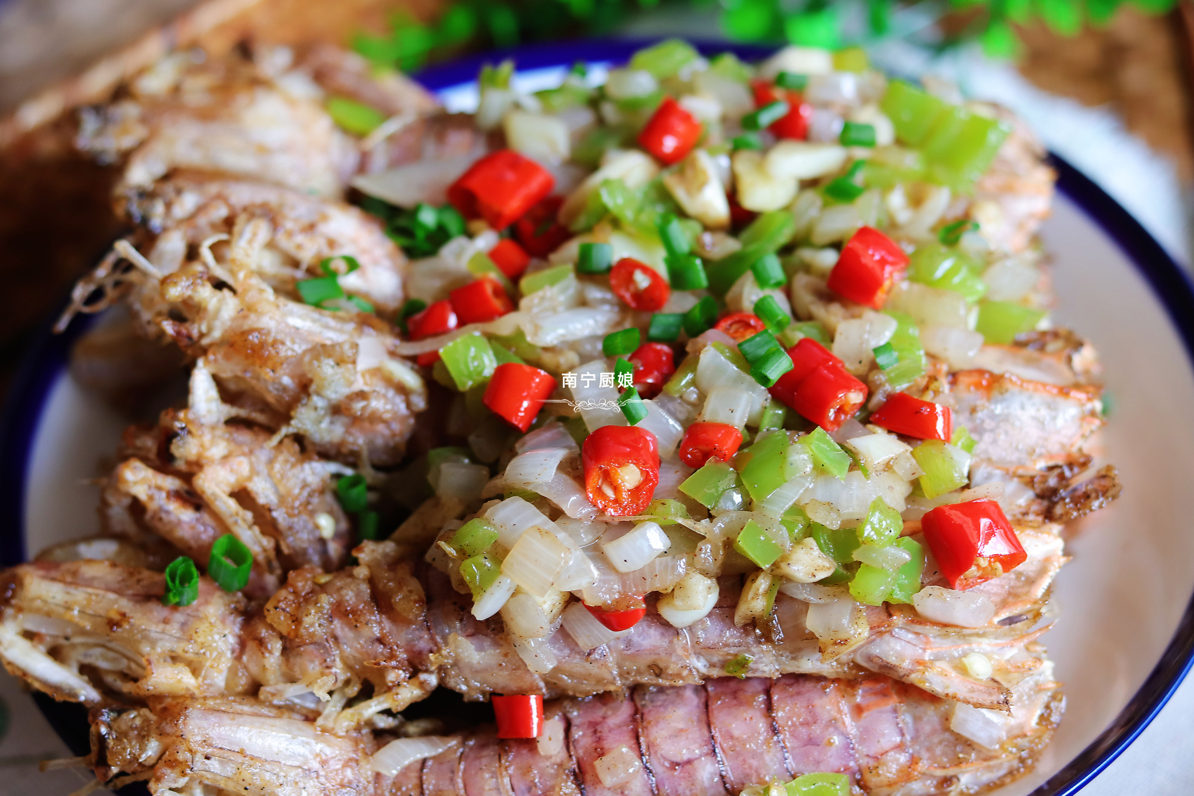 皮皮虾需要炸几分钟才能做椒盐虾,椒盐皮皮虾怎么才能炸得酥脆