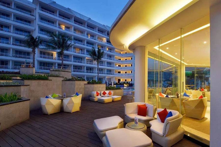 亚龙湾华宇和亚龙湾迎宾馆,三亚华宇度假酒店海鲜自助