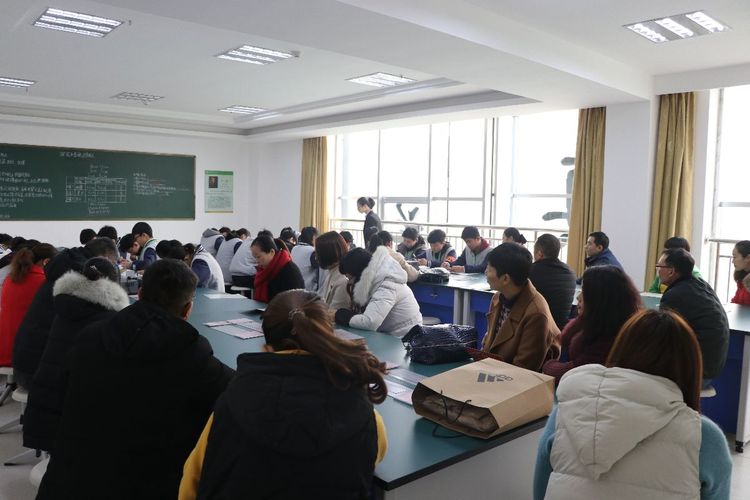 郑州新徽实验学校直播,郑州新徽实验学校喜迎元旦