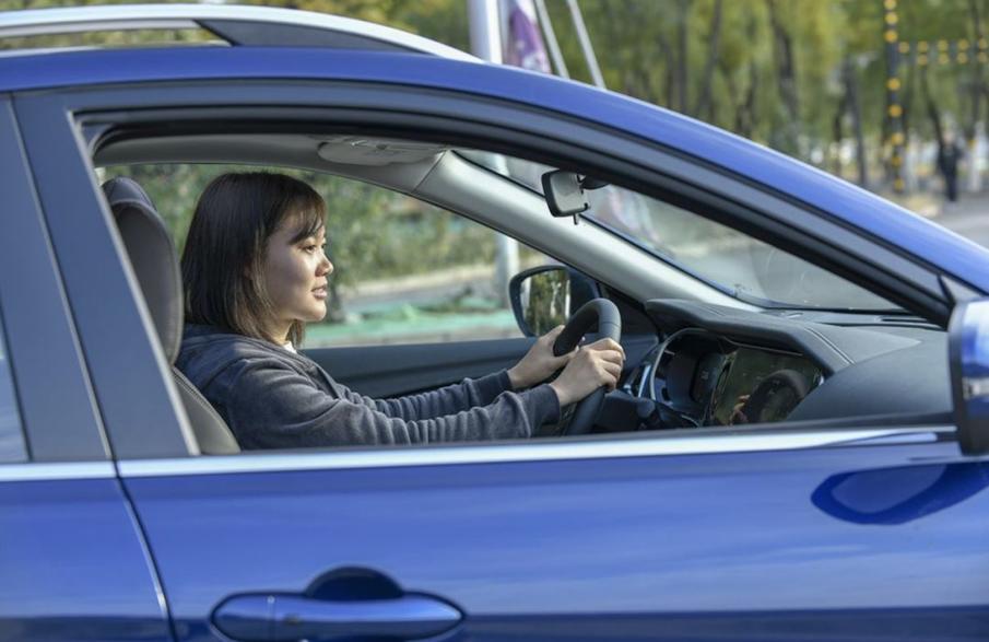 去西藏启辰t90可以吗,小姐姐一人一车自驾