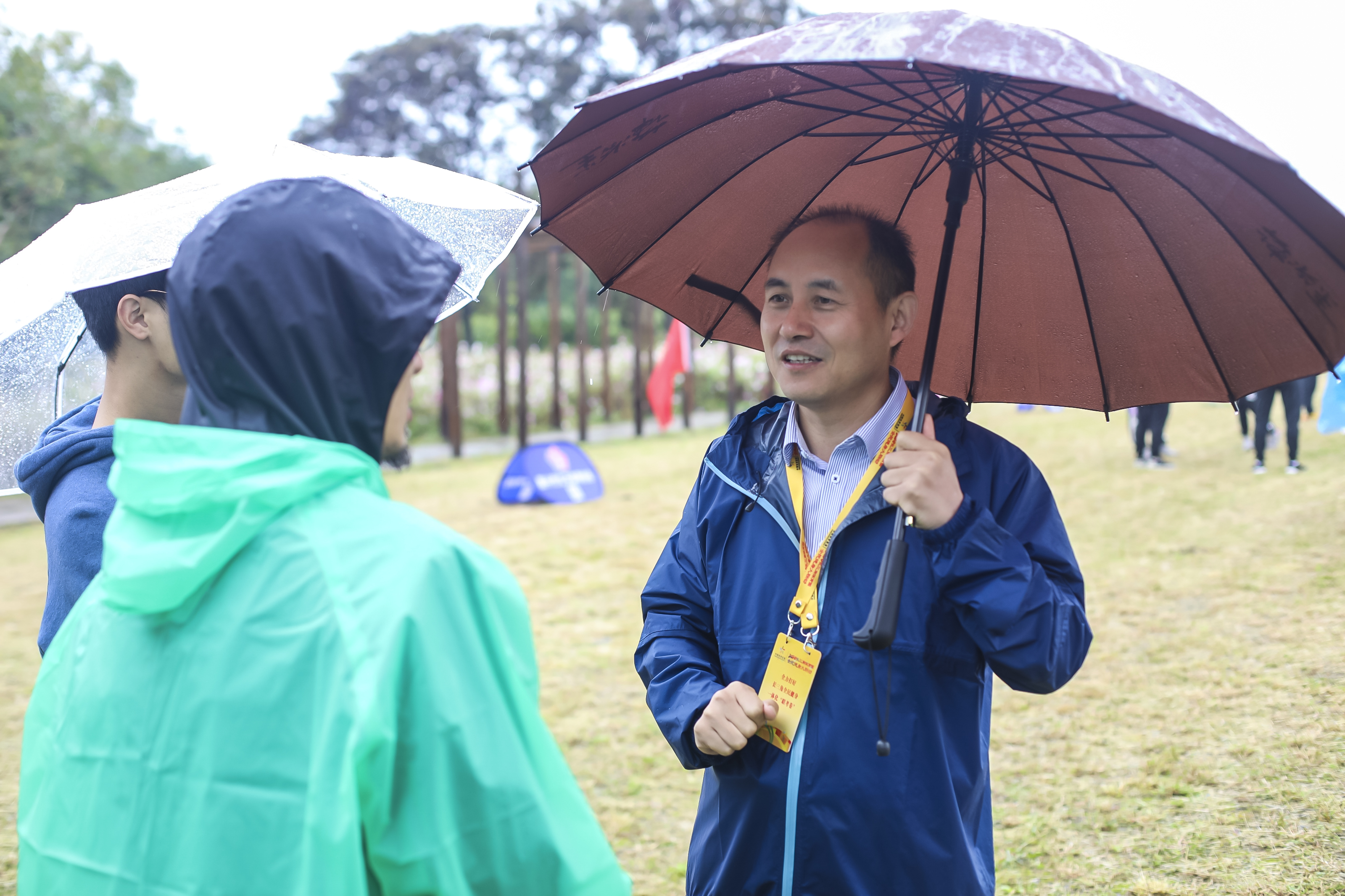 陆上打、天上飞、水中游，感受全方位体验——三省一市体育达人齐聚嘉兴动起来