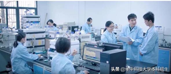 坐拥18位院士,培养出年薪200万的天才少年,华中科技大学超硬核!