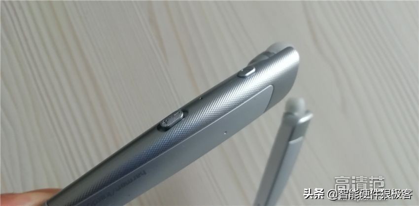 lghbs910蓝牙耳机韩国,lg900颈戴式蓝牙耳机适合听歌