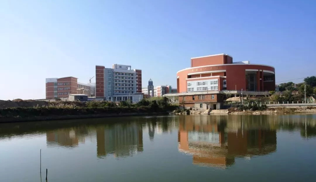 泉州师范学院东海校区,泉州师范学院东海校区新建校门