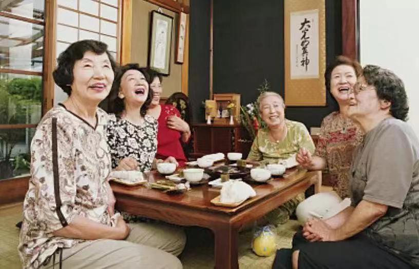日本老人吃美食,日本老人清淡的晚餐