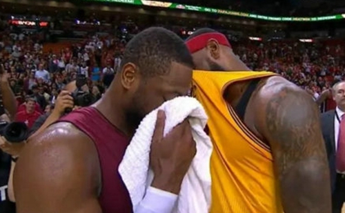 “詹韦连线”绝迹江湖!最终一战,“小皇帝”笑到最后