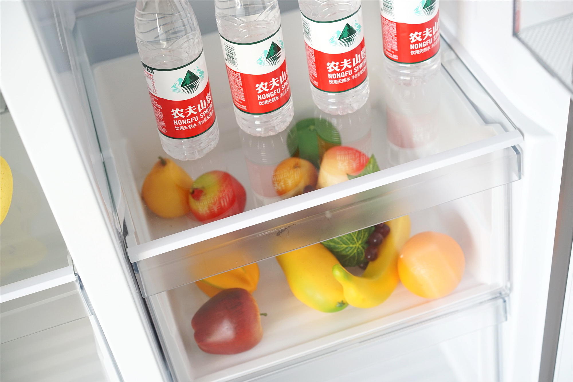 647mm纤薄机身，时尚设计：海尔BCD-515WDPD对开门冰箱