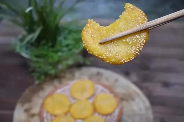 做南瓜饼能不能不加糯米粉加面粉,做南瓜饼时加糯米粉太软了