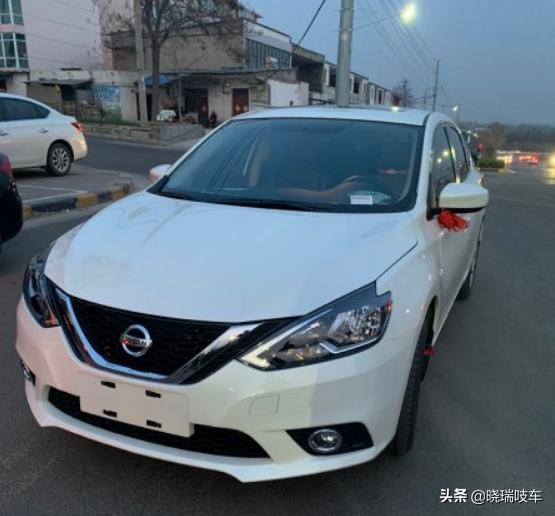 开手动轩逸,最新款经典轩逸优惠多少