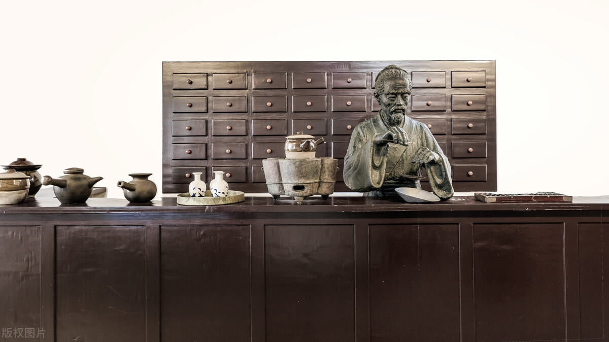 下班路上捡了100元,路边捡到100块钱引起的故事