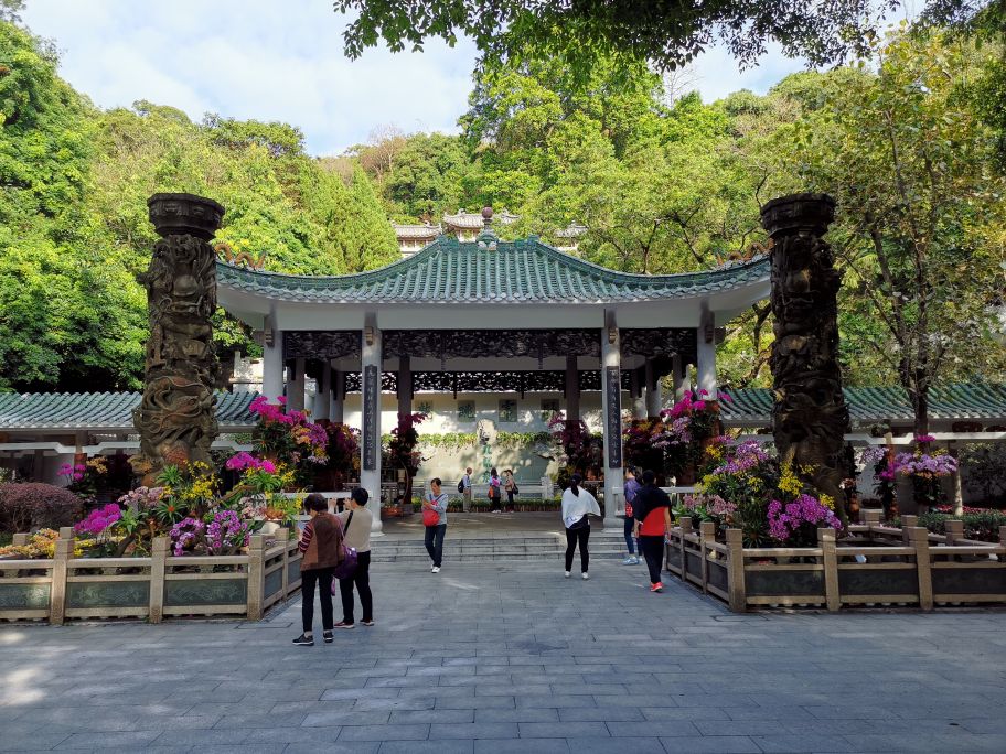 四面青山皆入画羊城无日不飞花白云山游记