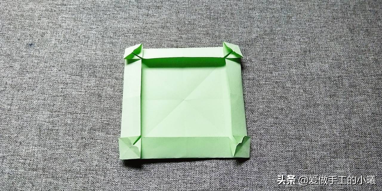 幸运草的盒子折纸教程,装四叶草盒子简单折纸