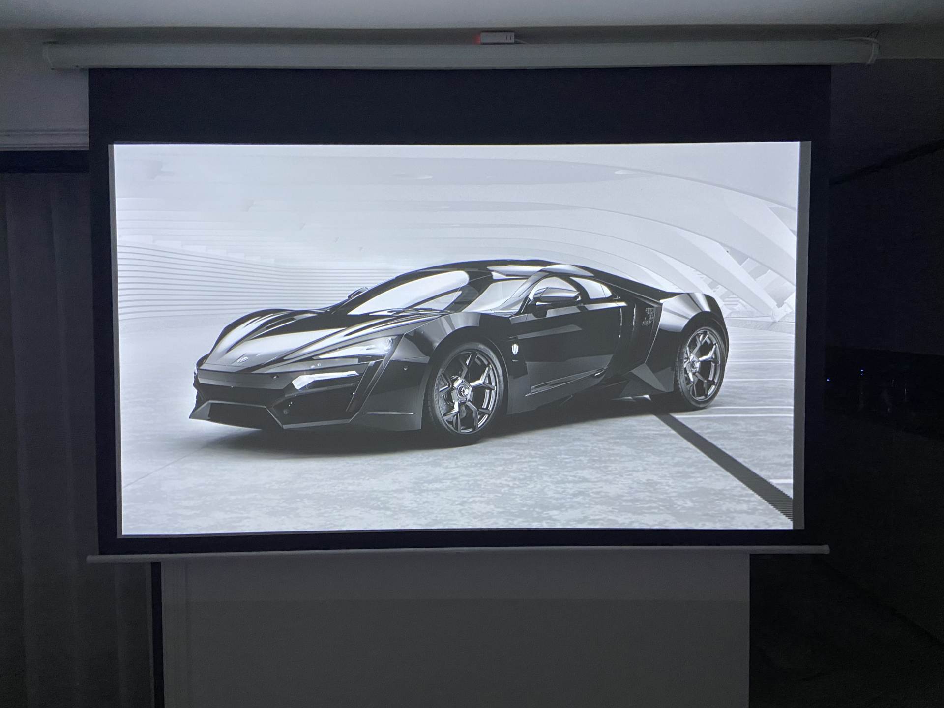 4k智能投影仪,智能4k声控投影仪