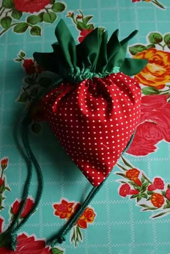 旧衣服环保购物袋手工制作幼儿园,旧衣改造手工购物袋